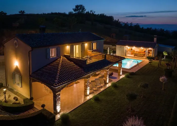 Vila Vista Visinada *